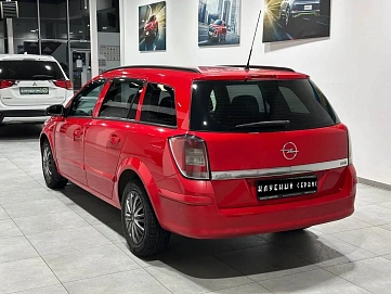 Opel Astra, 2007г, передний привод, механика