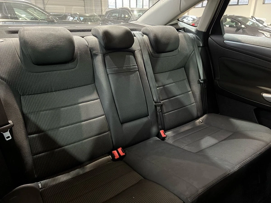 Ford Mondeo, 2012г., передний привод, автомат