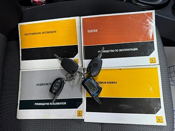 Renault Duster, 2012г, полный привод, механика