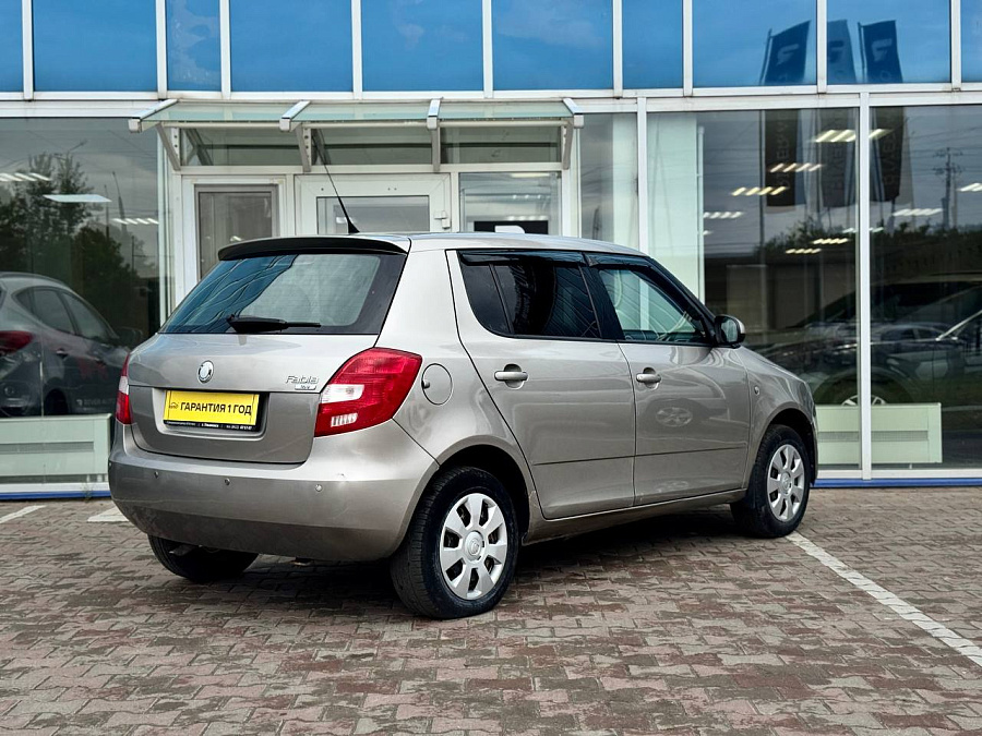 Skoda Fabia, 2009г., передний привод, механика
