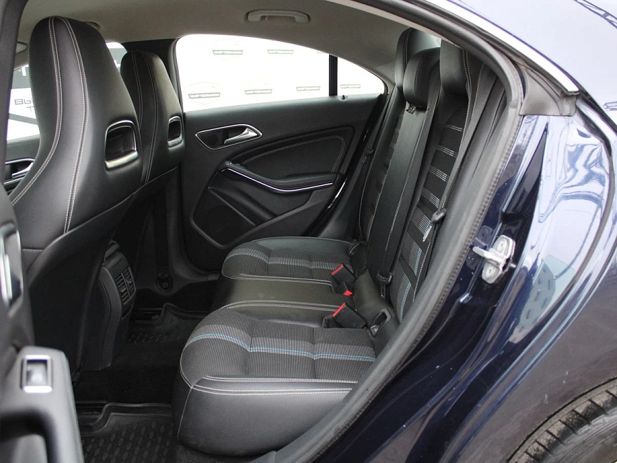 Mercedes-Benz CLA, 2017г., передний привод, робот