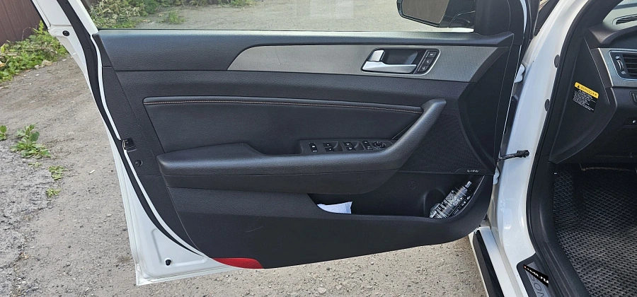 Hyundai Sonata, 2014г., передний привод, автомат