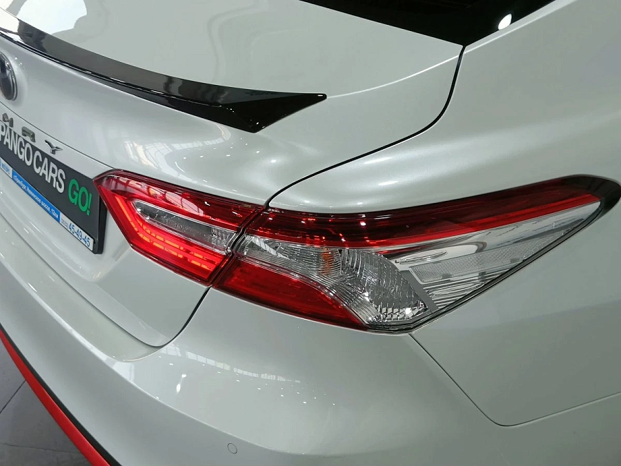 Toyota Camry, 2019г., передний привод, автомат