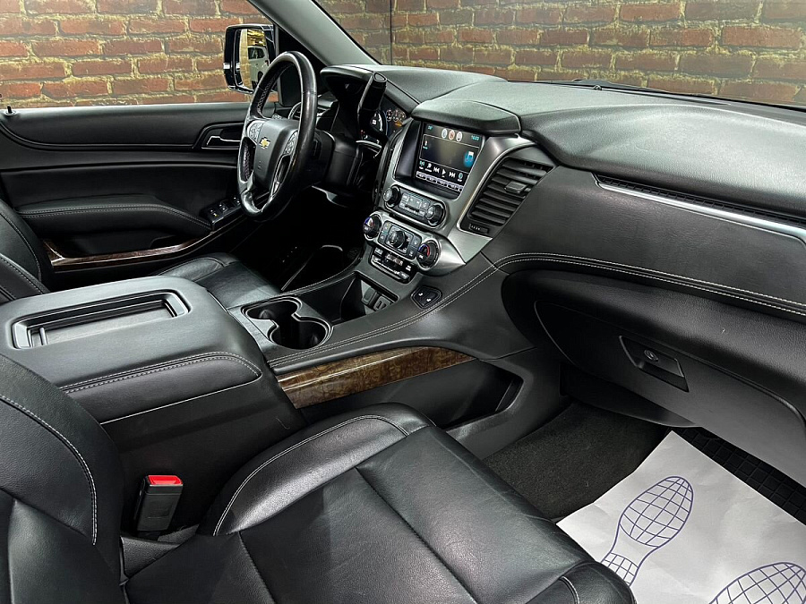 Chevrolet Tahoe, 2018г., полный привод, автомат