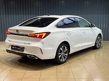 Changan Eado Plus, 2024г, передний привод, робот