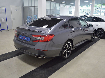 Honda Accord, 2018г, передний привод, механика