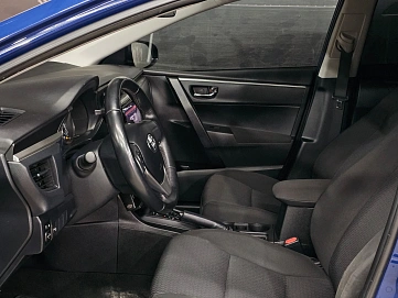 Toyota Corolla, 2014г, передний привод, вариатор