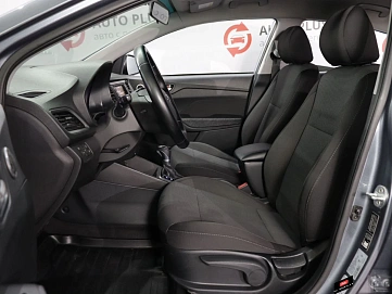 Hyundai Solaris, 2018г, передний привод, автомат