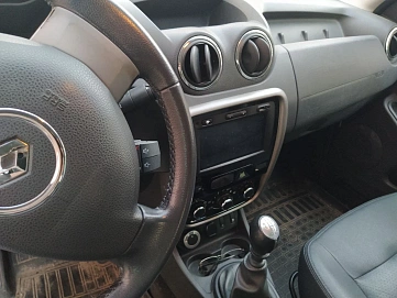 Renault Duster, 2014г, полный привод, механика