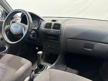 Hyundai Accent, 2006г, передний привод, механика