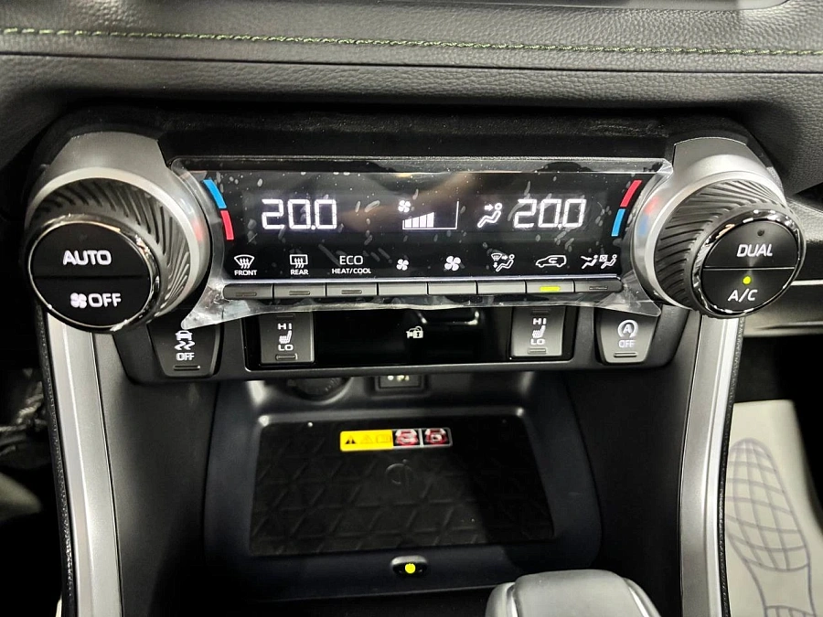 Toyota RAV4, 2025г., полный привод, вариатор