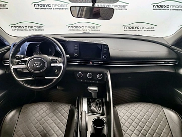 Hyundai Elantra, 2021г, передний привод, автомат