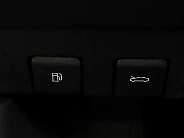 Changan UNI-V, 2023г, передний привод, робот