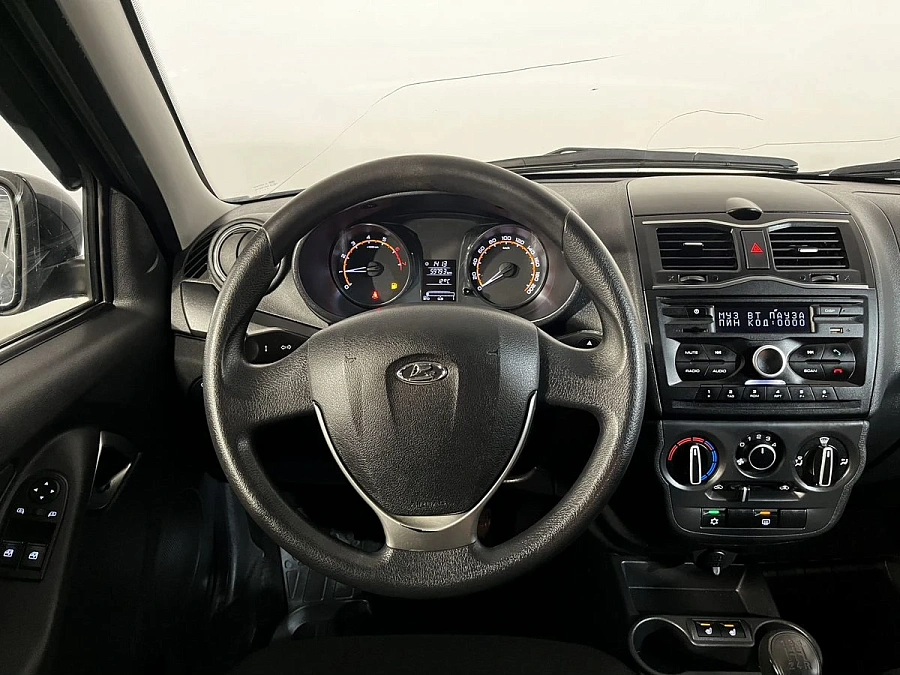 Lada (ВАЗ) Granta, 2021г., передний привод, механика