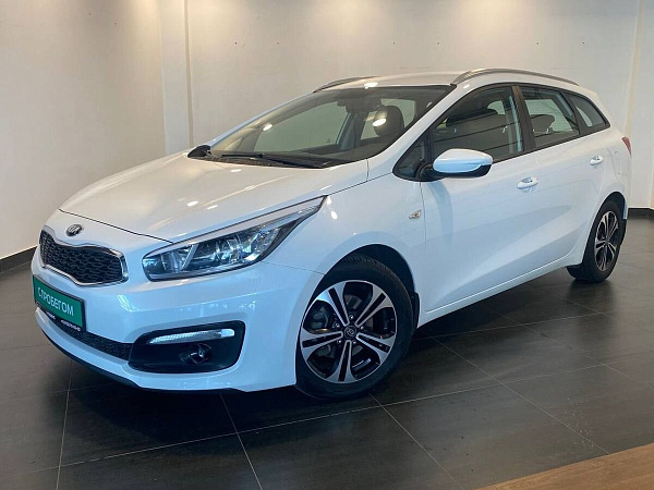 Kia Ceed, 2018г., передний привод, автомат