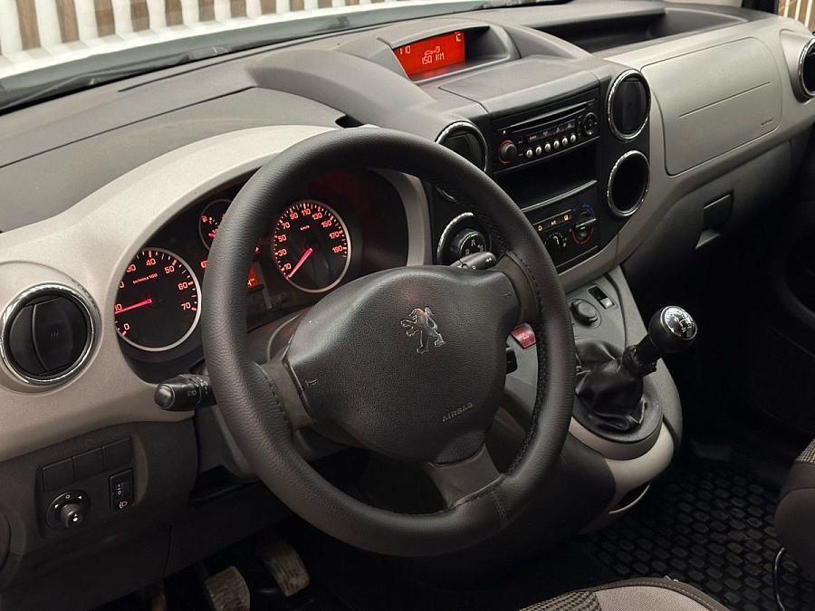 Peugeot Partner, 2012г., передний привод, механика