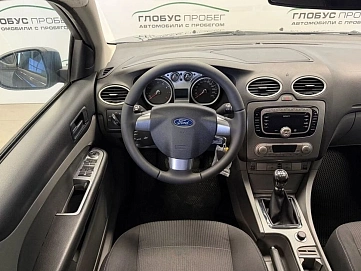 Ford Focus, 2010г, передний привод, механика