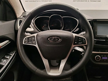 Lada (ВАЗ) Vesta, 2018г, передний привод, автомат