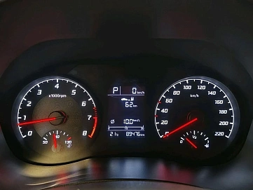 Hyundai Solaris, 2021г, передний привод, автомат