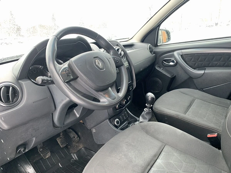 Renault Duster, 2018г., полный привод, механика