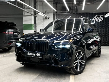 BMW X7, 2022г, полный привод, автомат