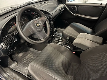 Chevrolet Niva, 2013г, передний привод, механика
