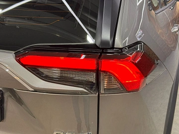 Toyota RAV4, 2025г, полный привод, вариатор