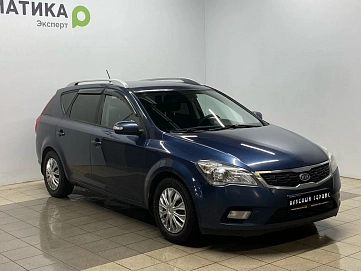 Kia Ceed, 2010г, передний привод, автомат