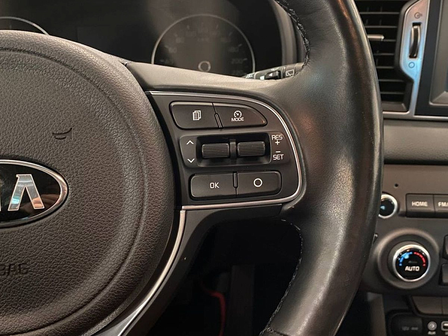 Kia , 2018г., передний привод, автомат
