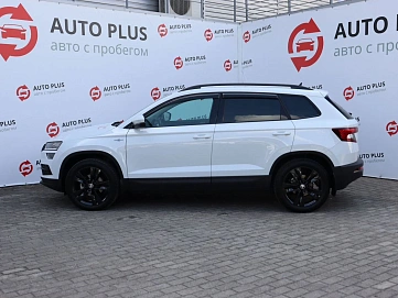 Skoda Karoq, 2021г, передний привод, автомат
