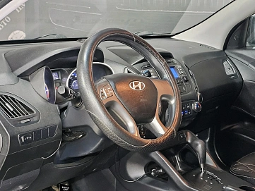 Hyundai ix35, 2014г, передний привод, автомат
