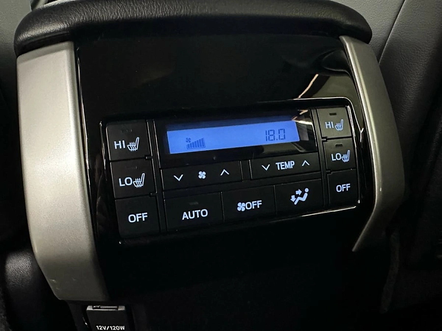 Toyota Land Cruiser Prado, 2019г., полный привод, автомат