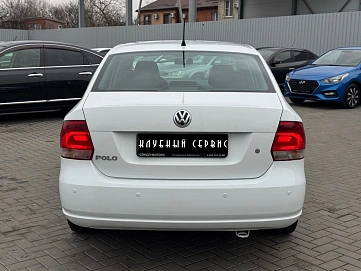 Volkswagen Polo, 2013г, передний привод, автомат
