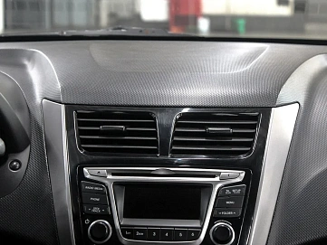 Hyundai Solaris, 2012г, передний привод, механика