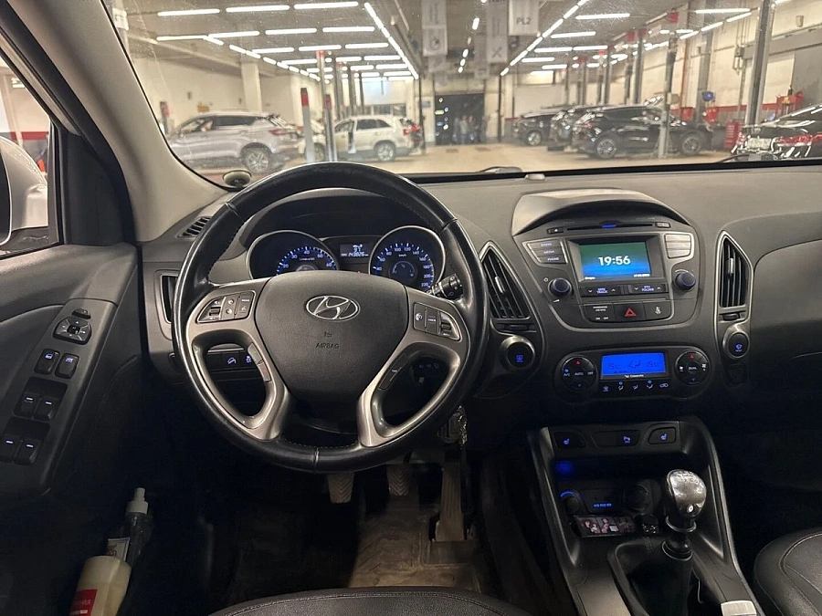 Hyundai ix35, 2014г., передний привод, механика