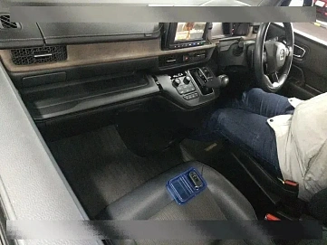 Honda Stepwgn, 2022г, передний привод, вариатор