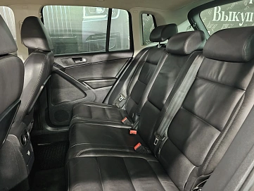 Volkswagen Tiguan, 2011г, полный привод, автомат