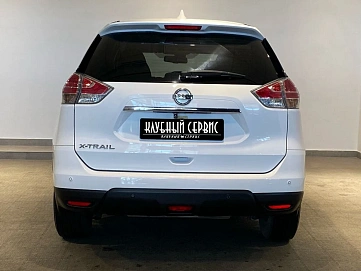 Nissan X-Trail, 2017г, передний привод, автомат