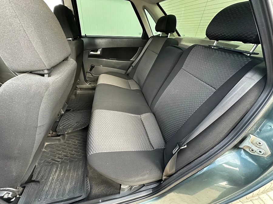 Lada (ВАЗ) Priora, 2011г., передний привод, механика