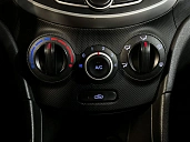 Hyundai Solaris, 2011г., передний привод, механика