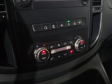 Mercedes-Benz Vito, 2016г, полный привод, автомат