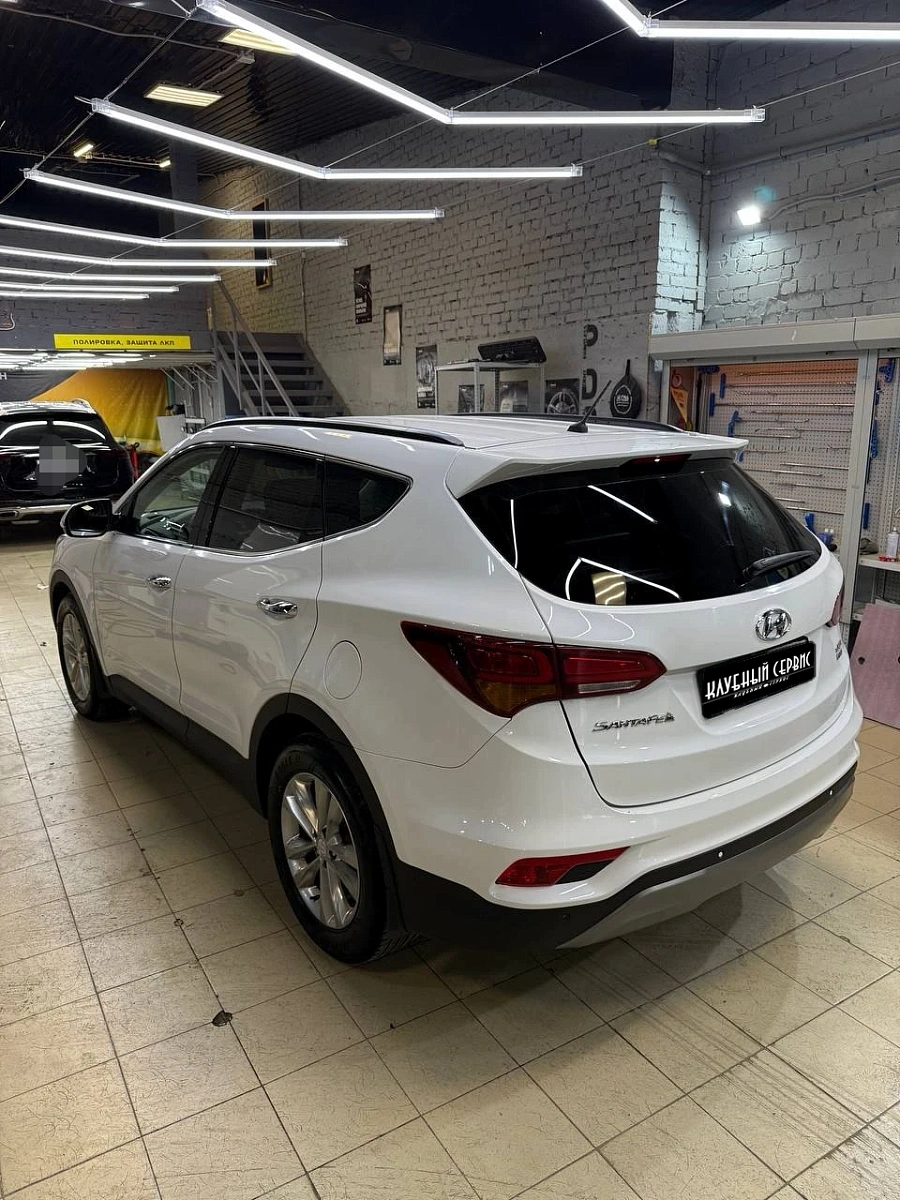 Hyundai Santa Fe, 2016г., полный привод, автомат