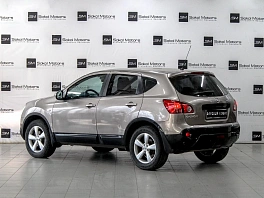 Nissan Qashqai, 2008г, передний привод, вариатор