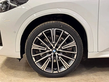 BMW X2, 2025г, передний привод, робот