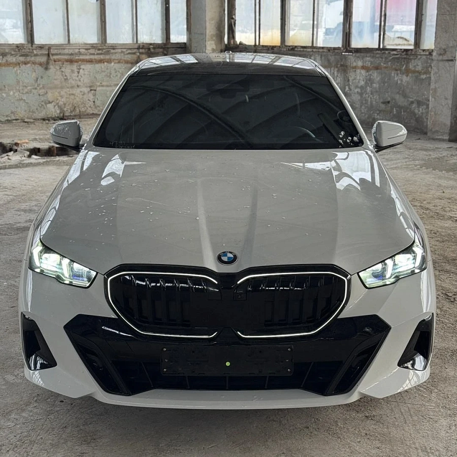 BMW 5 серии, 2025г., полный привод, автомат