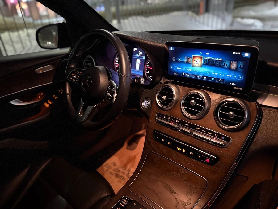 Mercedes-Benz GLC, 2020г., полный привод, автомат