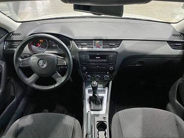 Skoda Octavia, 2013г, передний привод, механика