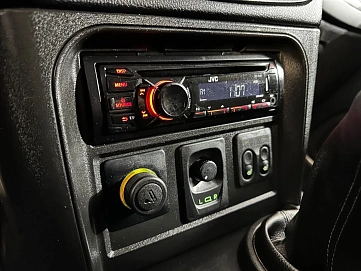 Chevrolet Niva, 2013г, полный привод, механика