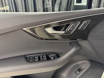 Audi Q7, 2024г., полный привод, автомат