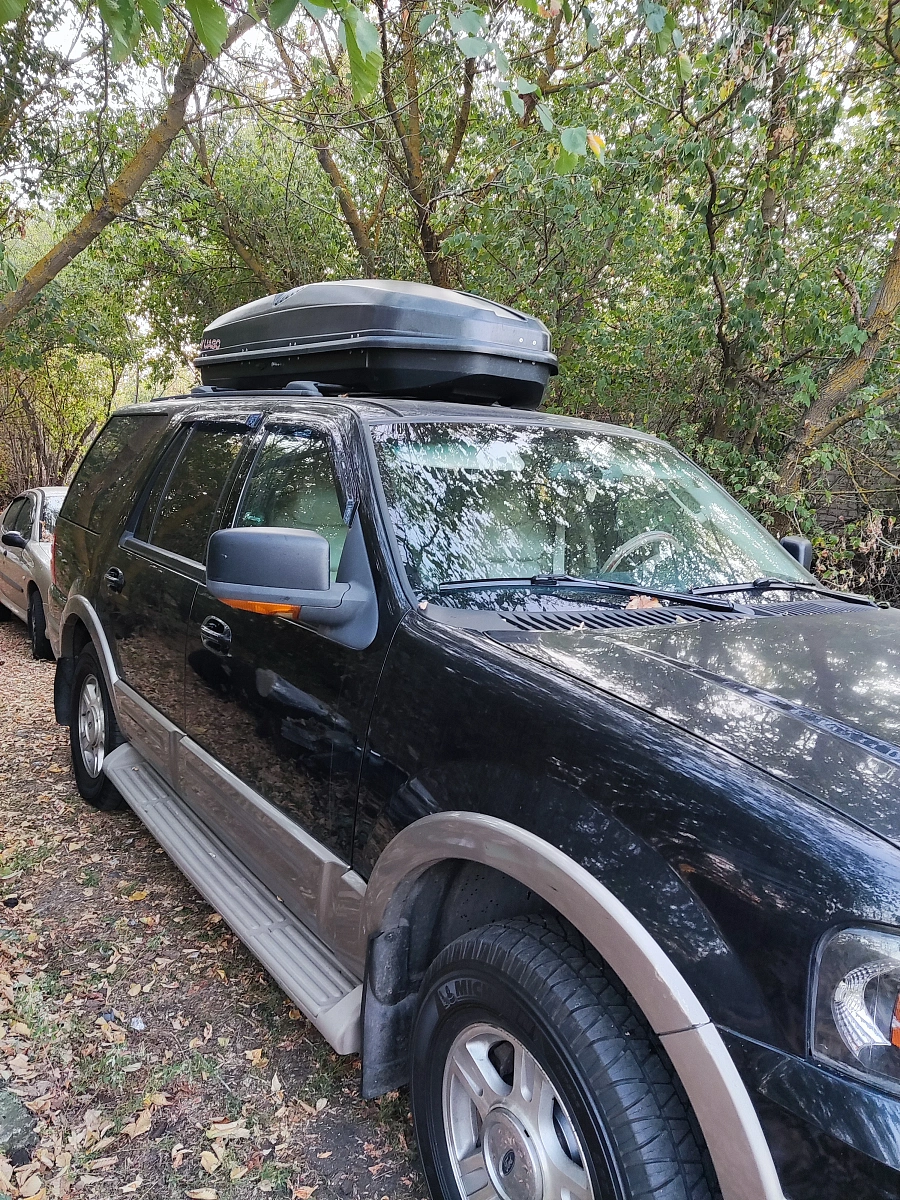 Ford Expedition, 2004г., полный привод, автомат